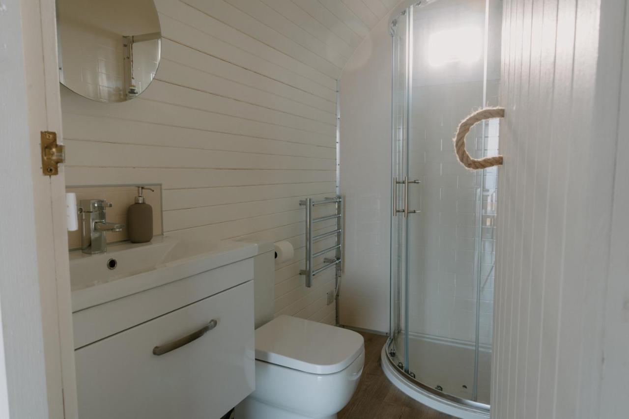 Strathy Bay Pods Hotel Exterior foto